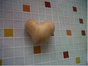una patata a forma di cuore